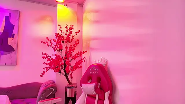 Snapshot of Chloe_dolly chatting on 15, 3, 2026 Chloe dolly online show from 15, 3, 2026