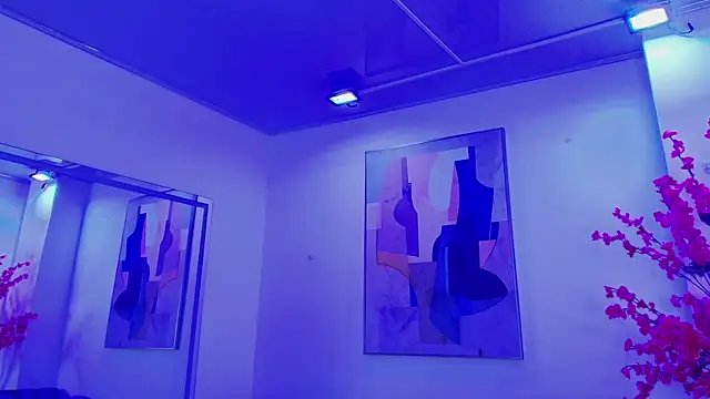 Snapshot of Chloe_dolly chatting on 28, 4, 2026 Chloe dolly online show from 28, 4, 2026