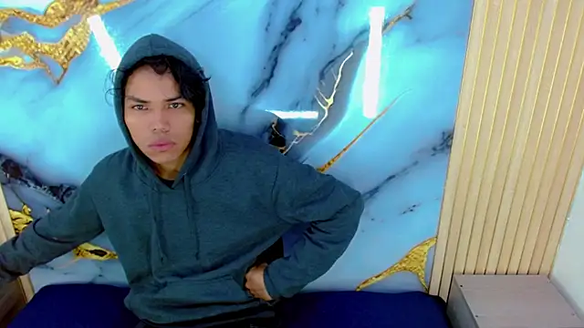 Snapshot of DaviidBuckx_ chatting on 28, 2, 2026 DaviidBuckx online show from 28, 2, 2026