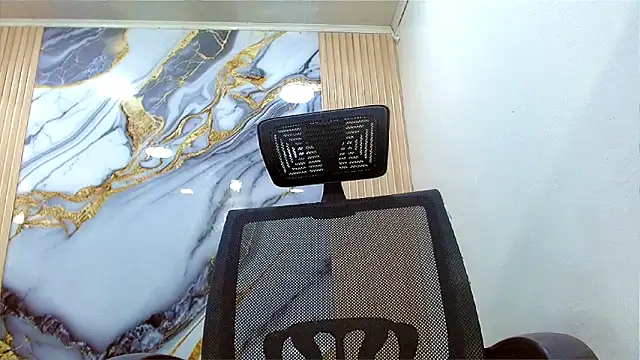 Snapshot of DaviidBuckx_ chatting on 4, 3, 2026 DaviidBuckx online show from 4, 3, 2026