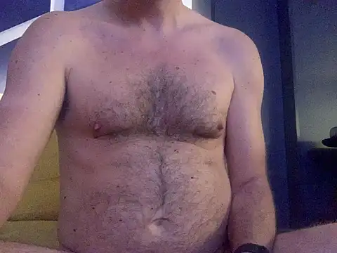 Snapshot of daddyffpig chatting on 10, 2, 2026 daddyffpig online show from 10, 2, 2026