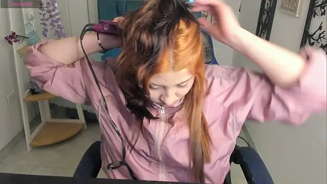 Snapshot of bloom_winxx chatting on 27, 2, 2026 bloom winxx online show from 27, 2, 2026