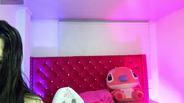 Snapshot of babyy_nicols_m chatting on 10, 6, 2026 babyy nicols m online show from 10, 6, 2026