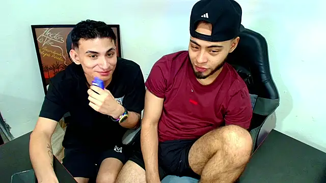 Snapshot of Xanderstone00 chatting on 10, 3, 2026 Xanderstone00 online show from 10, 3, 2026