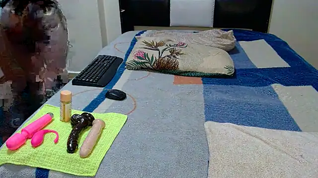 Snapshot of VeronaDimexx chatting on 15, 3, 2026 VeronaDimexx online show from 15, 3, 2026