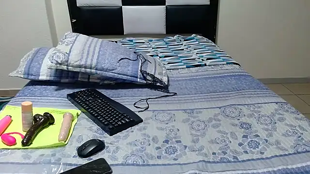 Snapshot of VeronaDimexx chatting on 29, 3, 2026 VeronaDimexx online show from 29, 3, 2026