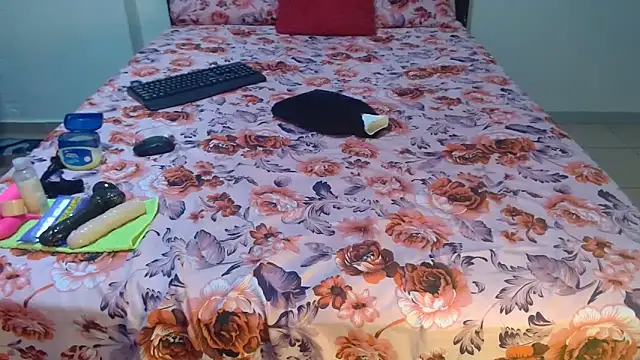 Snapshot of VeronaDimexx chatting on 21, 4, 2026 VeronaDimexx online show from 21, 4, 2026