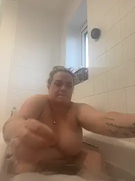 Snapshot of Piper_Milf_36 chatting on 5, 3, 2026 Piper Milf 36 online show from 5, 3, 2026