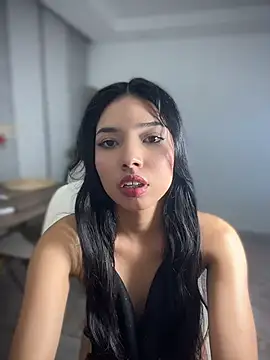 Snapshot of jadelaurent chatting on 16, 7, 2026 jadelaurent online show from 16, 7, 2026