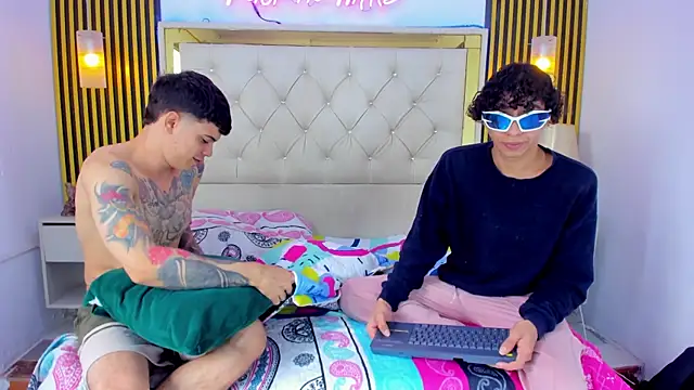 Adventurous Boys online show from 30, 3, 2026