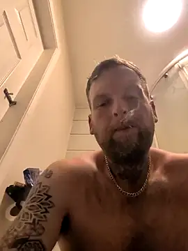 Snapshot of dave32000 chatting on 25, 3, 2026 dave32000 online show from 25, 3, 2026