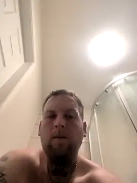 Snapshot of dave32000 chatting on 12, 4, 2026 dave32000 online show from 12, 4, 2026