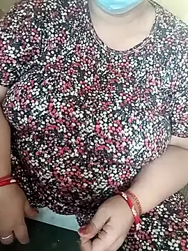 Snapshot of Simran_008 chatting on 18, 4, 2026 Simran 008 online show from 18, 4, 2026