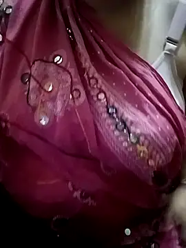 Snapshot of Simran_008 chatting on 22, 4, 2026 Simran 008 online show from 22, 4, 2026