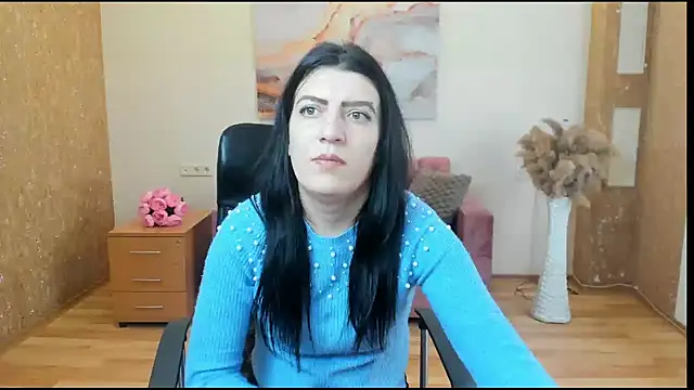 Erin Morales online show from 2, 3, 2026