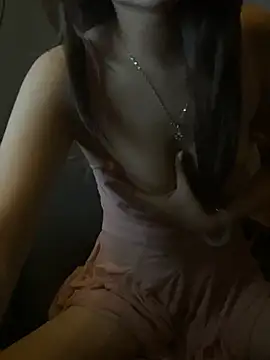 Snapshot of Nixie-Nixie chatting on 4, 4, 2026 Nixie-Nixie online show from 4, 4, 2026