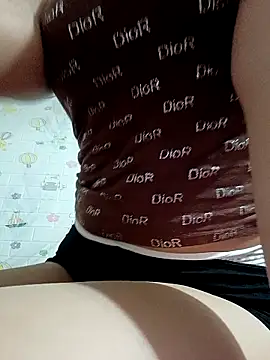 Snapshot of Ella_lee18 chatting on 13, 2, 2026 Ella lee18 online show from 13, 2, 2026