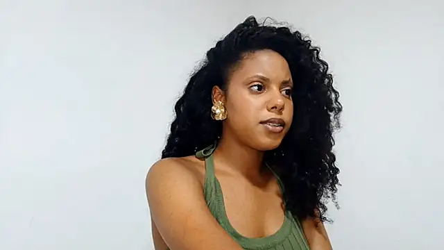 EsterSantopietro online show from 20, 2, 2026