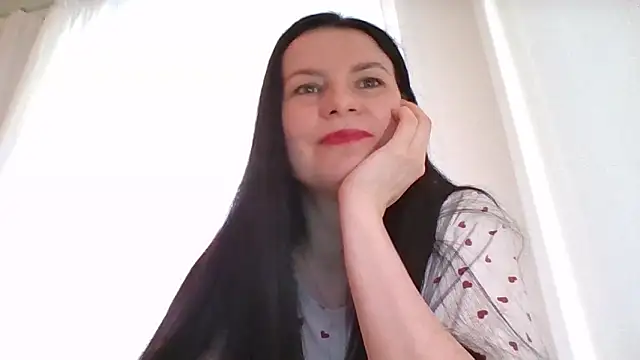 Clover Shine online show from 15, 2, 2026