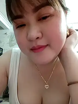 Snapshot of Kee-kimlee chatting on 2, 3, 2026 Kee-kimlee online show from 2, 3, 2026