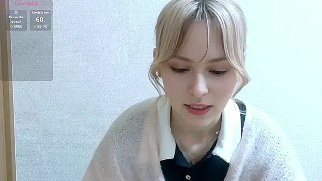 Snapshot of e_ri_ka93 chatting on 4, 6, 2026 e ri ka93 online show from 4, 6, 2026