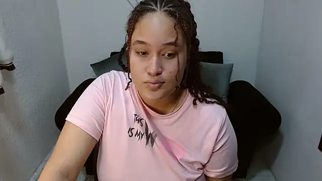 leilanewgirl online show from 30, 3, 2026