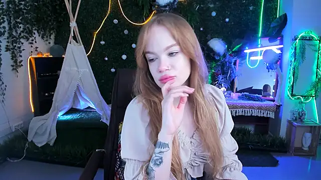 AmyNox online show from 14, 4, 2026