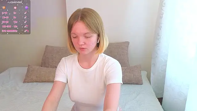 StellaBunny online show from 2, 3, 2026