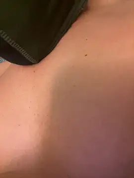 Snapshot of PeterParker99 chatting on 1, 4, 2026 PeterParker99 online show from 1, 4, 2026