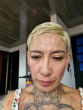 Everlyn sexx online show from 29, 5, 2026