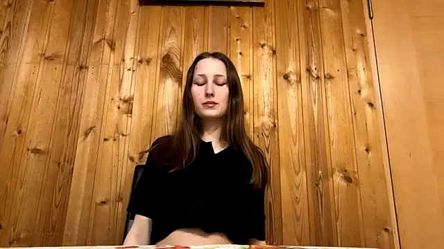 VickieKush online show from 6, 3, 2026