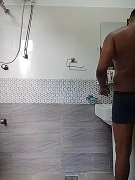 Snapshot of shineboy28 chatting on 19, 2, 2026 shineboy28 online show from 19, 2, 2026