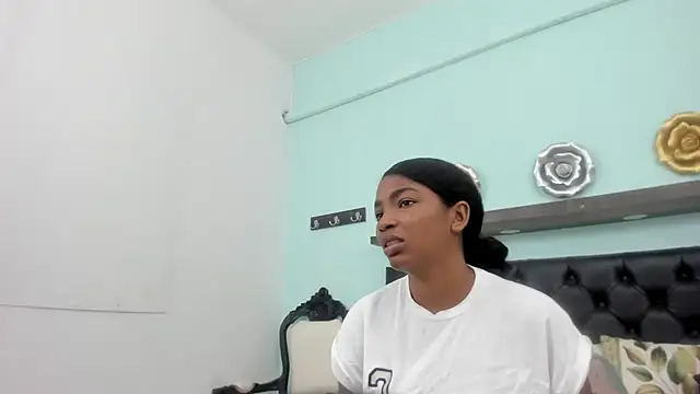 Sexy ebony 1 online show from 1, 3, 2026