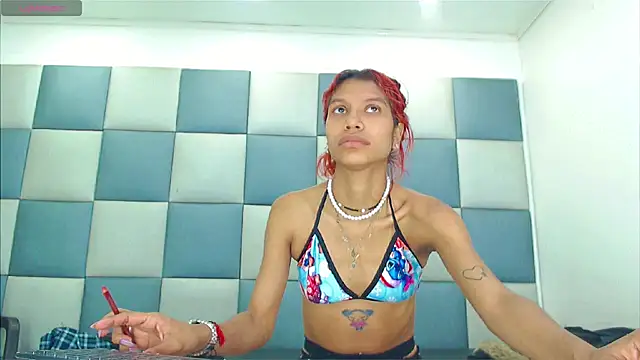 TifannyAmateur online show from 4, 3, 2026