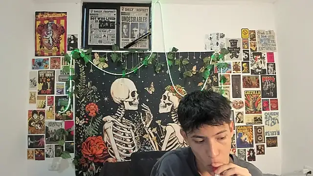 Snapshot of alextop_ chatting on 22, 2, 2026 alextop online show from 22, 2, 2026