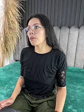 Lanadelrey 1 online show from 25, 2, 2026