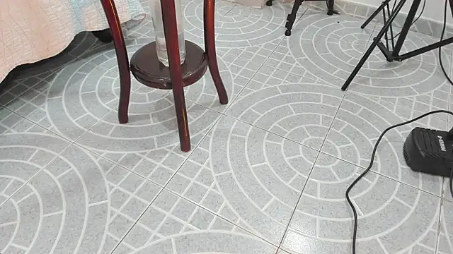 Faider Mons online show from 5, 4, 2026