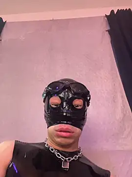 Snapshot of RubberGummi chatting on 9, 4, 2026 RubberGummi online show from 9, 4, 2026