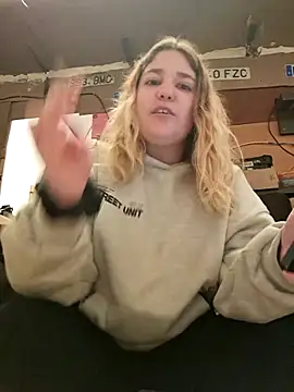 Dulcexpecado online show from 12, 3, 2026