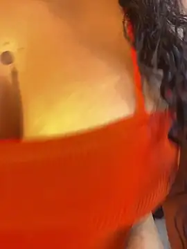 Snapshot of RousseSmith chatting on 6, 4, 2026 RousseSmith online show from 6, 4, 2026