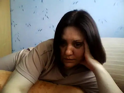 LockyCharm111 online show from 14, 4, 2026