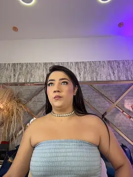 Snapshot of Hannah-Prada chatting on 4, 7, 2026 Hannah-Prada online show from 4, 7, 2026