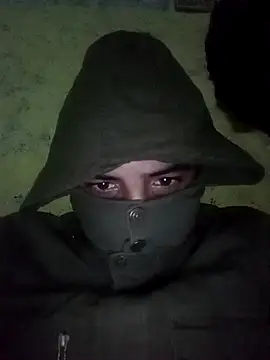 JohnnKe12 online show from 18, 4, 2026