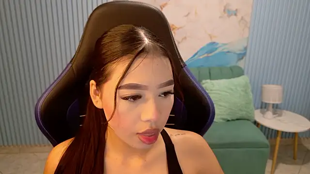 Snapshot of valerie20_ chatting on 28, 3, 2026 valerie20 online show from 28, 3, 2026