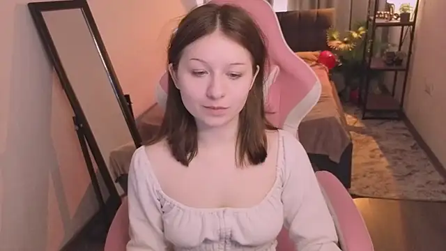 XShyBabyFloraX online show from 22, 2, 2026