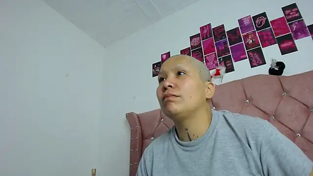 Snapshot of nat_evans8 chatting on 10, 3, 2026 nat evans8 online show from 10, 3, 2026