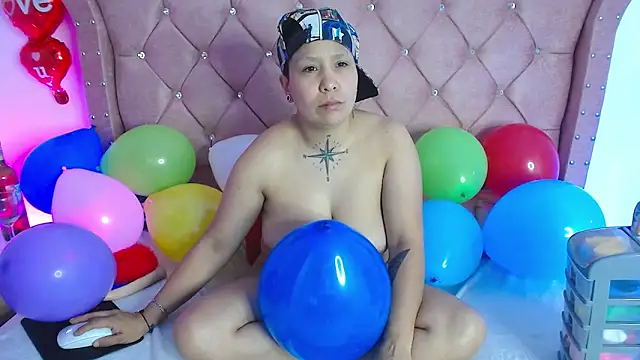 Snapshot of nat_evans8 chatting on 31, 3, 2026 nat evans8 online show from 31, 3, 2026