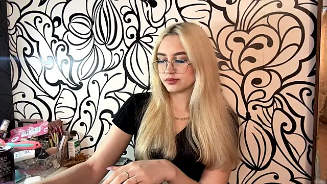 Kat Catherine online show from 1, 3, 2026