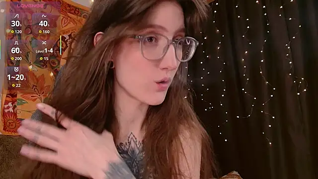 Snapshot of lolami_ chatting on 2, 3, 2026 lolami online show from 2, 3, 2026