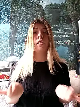 Snapshot of EvaTallor chatting on 20, 4, 2026 EvaTallor online show from 20, 4, 2026